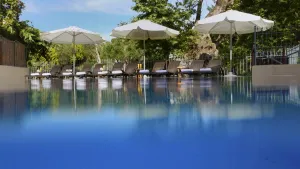 4 YOU APARTMENTS Pools & Beach