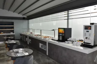 4 YOU BOUTIQUE Restaurants