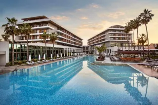 ACANTHUS - CENNET BARUT COLLECTION