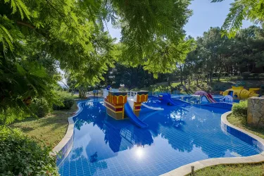 A GOOD LIFE UTOPIA FAMILY RESORT (ex.WATER PLANET) Pools & Beach