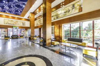 A11 HOTEL OBAKOY Lobby
