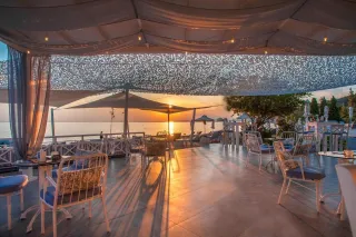 ACROTEL LILY ANN BOUTIQUE Bars