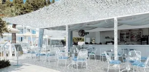 ACROTEL LILY ANN BOUTIQUE Bars