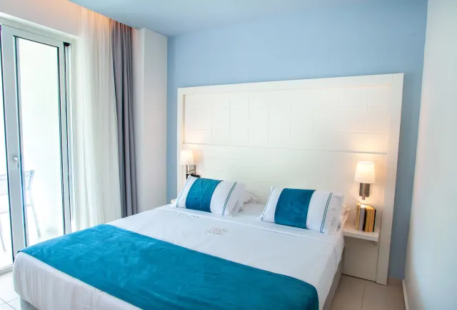 ACROTEL LILY ANN BOUTIQUE Rooms