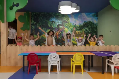 ADALYA ART SIDE Mini Club