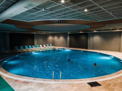 ADEMPIRA TERMAL - SPA Pools & Beach