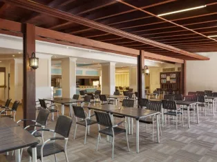 ADIN RESORT HOTEL Restaurants