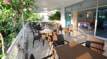 ADLER HOTEL Restaurants