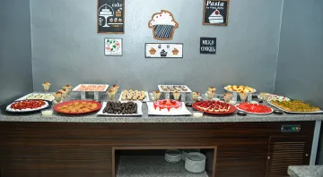 ADLER HOTEL Restaurants