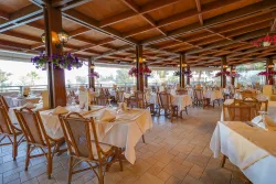 AEGEAN MELATHRON THALASSO SPA HOTEL Restaurants