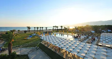 TURBAN AKCAY HOLIDAY VILLAGE Pools & Beach