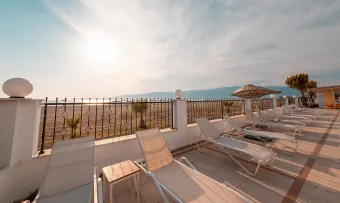 AFYTOS OREN BEACH PRESTIGE Pools & Beach