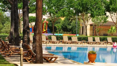 AKBULUT HOTEL Pools & Beach