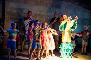 AKBULUT HOTEL Mini Club