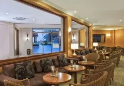 AKKA HOTELS ALINDA Bars