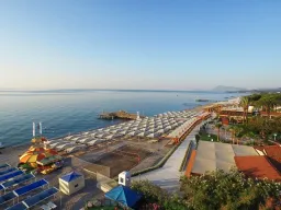 AKKA HOTELS ALINDA Pools & Beach