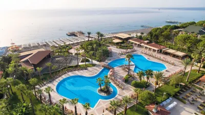 AKKA HOTELS ALINDA Pools & Beach