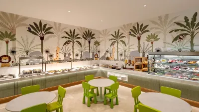 AKKA HOTELS ANTEDON Restaurants