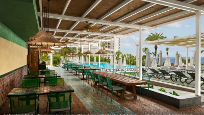 AKRA V HOTEL Bars