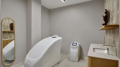 AKRA V HOTEL Spa