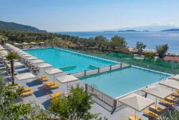 AKRATHOS HOTEL Pools & Beach