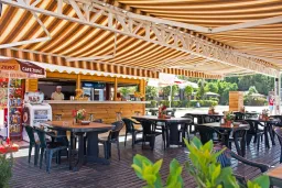 ALAIYE KLEOPATRA HOTEL Bars
