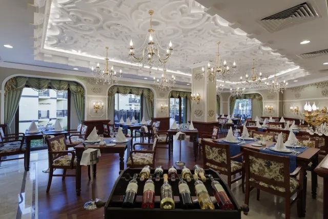 ALBA RESORT HOTEL Restaurants