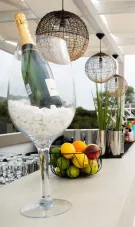 ALEA HOTEL AND SUITES Bars