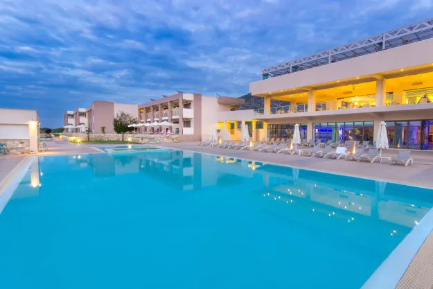 ALEA HOTEL AND SUITES Pools & Beach
