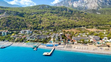 ALERIA BELPORT BEACH HOTEL