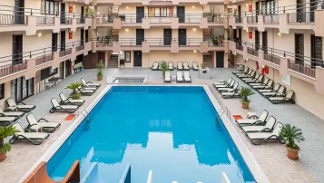 ALERIA BELPORT BEACH HOTEL Pools & Beach