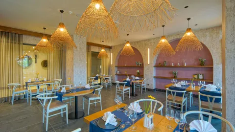 ALETRIS DELUXE HOTEL - SPA Restaurants