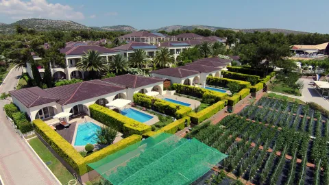 ALEXANDRA BEACH THASSOS SPA RESORT Pools & Beach