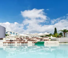 ALEXANDRA ELEGANCE HOTEL Pools & Beach