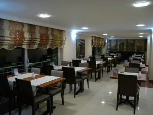 ALKAN HOTEL Restaurants