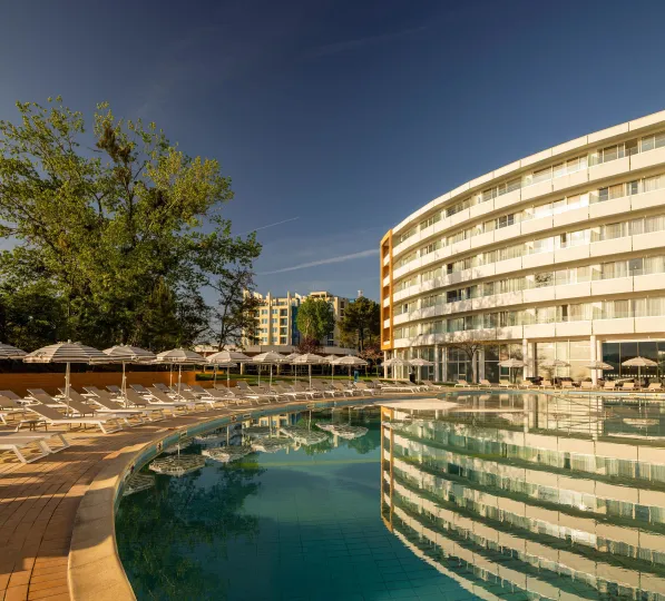 ALUASOUL SUNNY BEACH 16+ Pools & Beach