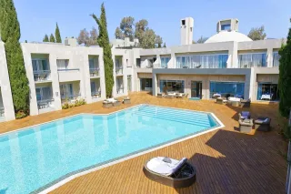 AMBROSIA HOTEL BEACH - SPA Pools & Beach