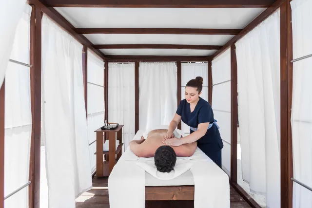 AMMON ZEUS LUXURY BEACH HOTEL Spa