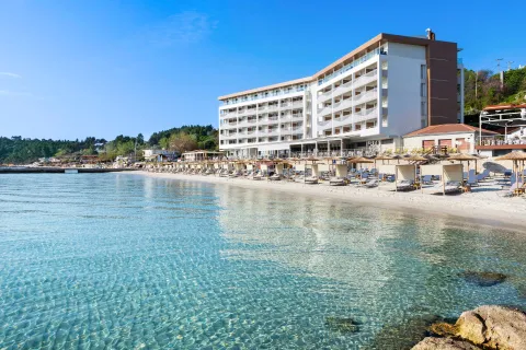 AMMON ZEUS LUXURY BEACH HOTEL Pools & Beach