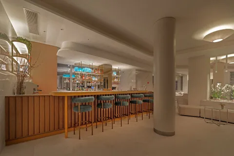 AMMON ZEUS LUXURY BEACH HOTEL Bars