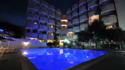AMOS HOTEL Pools & Beach