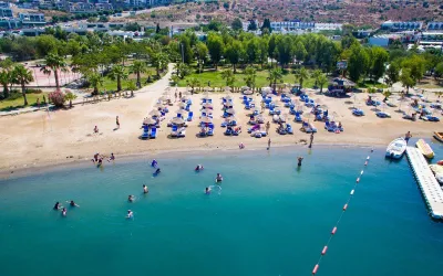 ANADOLU HOTEL BODRUM Pools & Beach