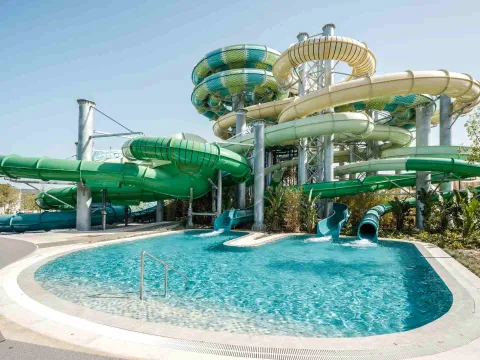 ANDA BARUT COLLECTION Pools & Beach
