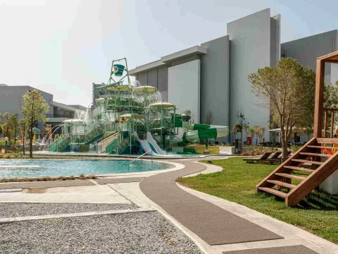 ANDA BARUT COLLECTION Pools & Beach