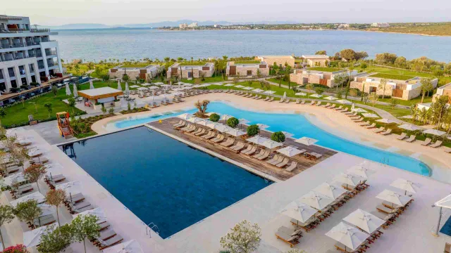 ANDA BARUT COLLECTION General Images