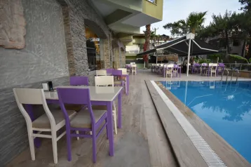 ANERISSA HOTEL Restaurants