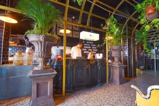 ANJELIQ DOWNTOWN HOTEL Lobby