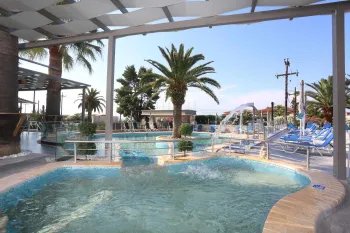 ANNA MARIA PARADISE HOTEL Pools & Beach