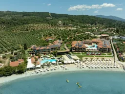 ANTHEMUS SEA BEACH HOTEL AND SPA Pools & Beach