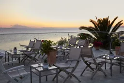 ANTHEMUS SEA BEACH HOTEL AND SPA Bars